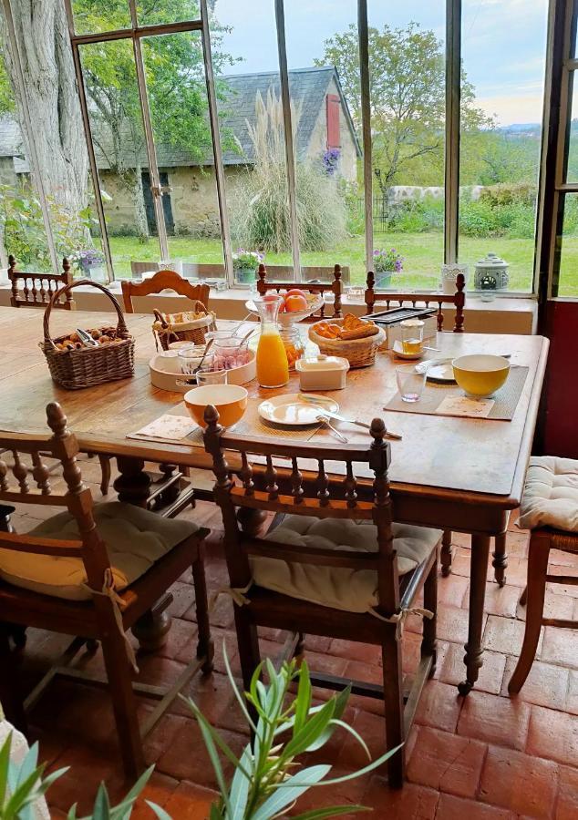 La Ferme Des Douceurs Bed & Breakfast Cervon ภายนอก รูปภาพ