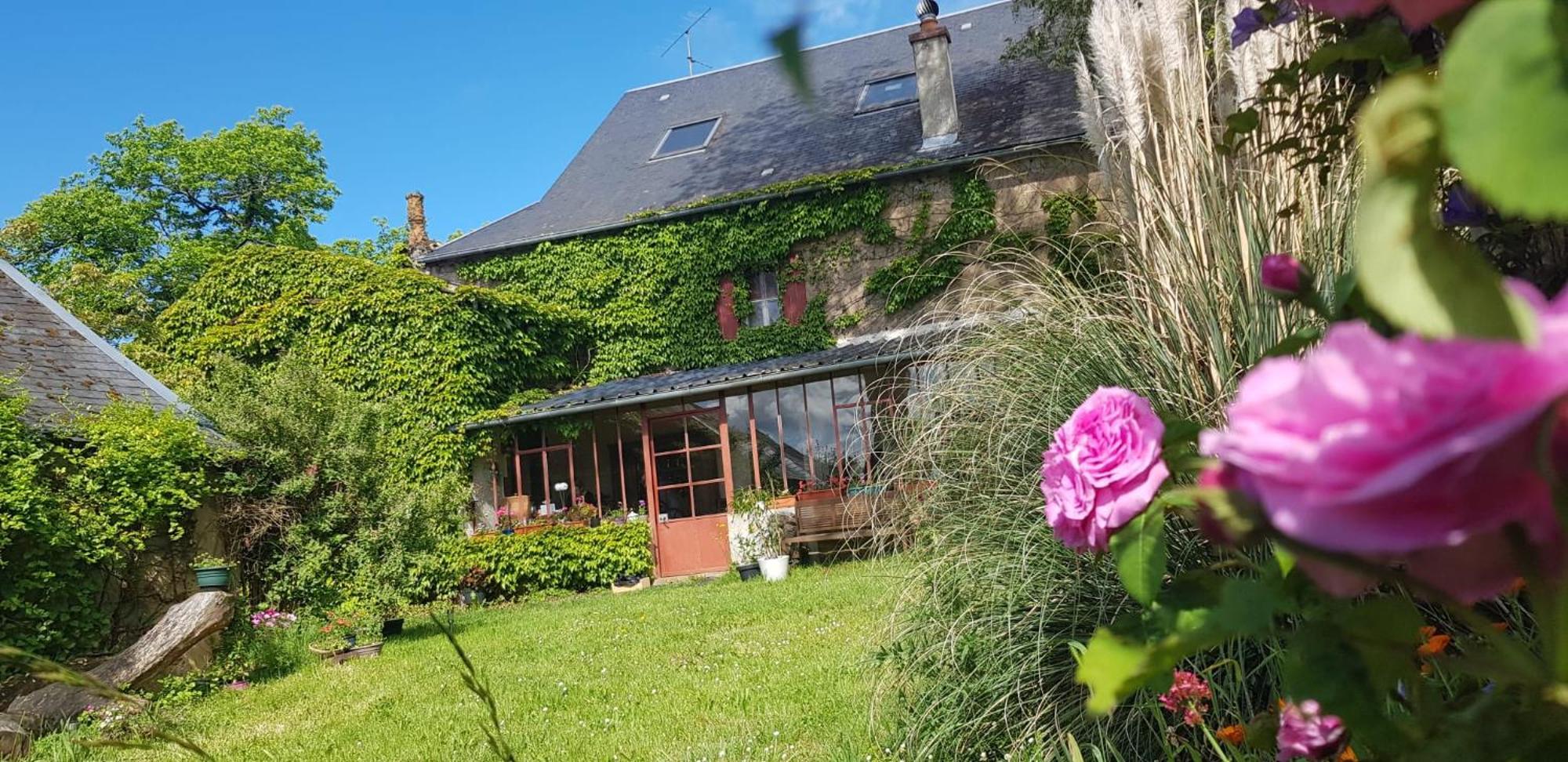 La Ferme Des Douceurs Bed & Breakfast Cervon ภายนอก รูปภาพ